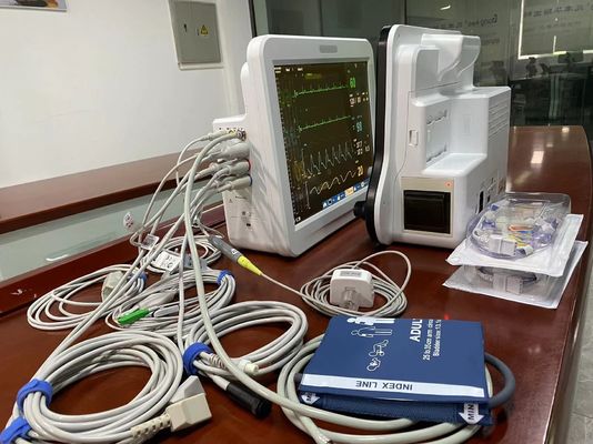 ICU救急車用のポータブル患者モニタリング機器 多パラメータ