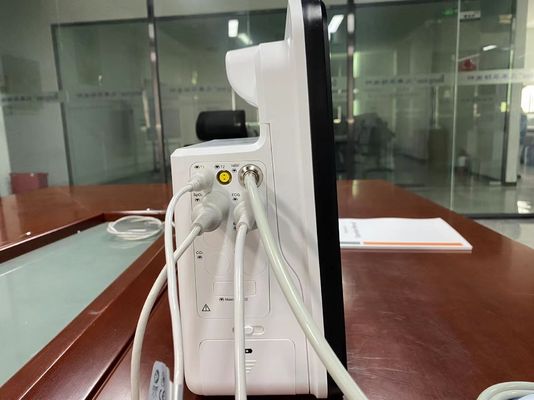 6つの標準ECGSPO2を搭載した多パラメータ患者モニター