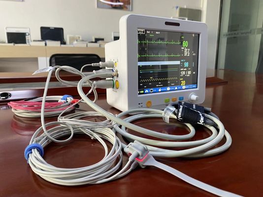 8.4インチTFT LCDスクリーンと高精度な多変数新生児の忍耐強いモニター