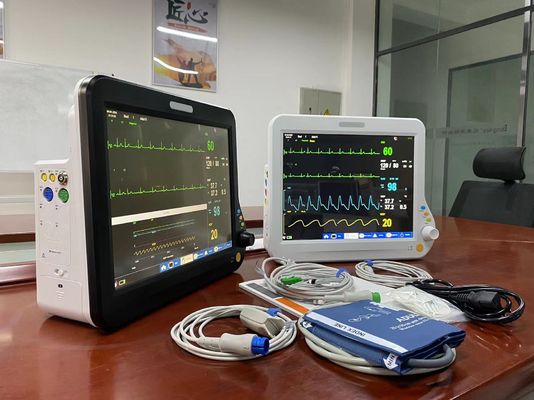 ICU 心臓 マルチパラメータ 患者モニター ポータブル 15 インチ TFT LCD スクリーン