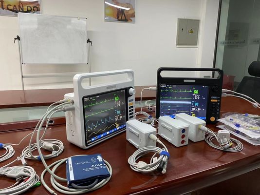 12.1&quot; 電子生命信号機 診断用の病院健康モニター OEM ODM