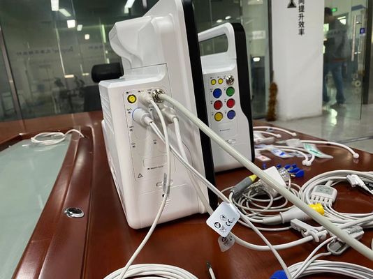12.1" 移植可能な生命診断装置 獣医用動物患者向け 多言語