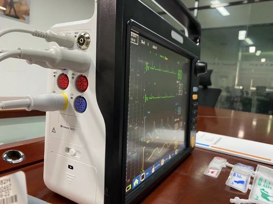 多言語獣医多パラメータモニターとECG NIBP SPO2 2Temp
