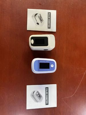 PR SPORの監視のための医学OLEDの指先の脈拍の酸化濃度計のポータブル、血の酸素のモニター