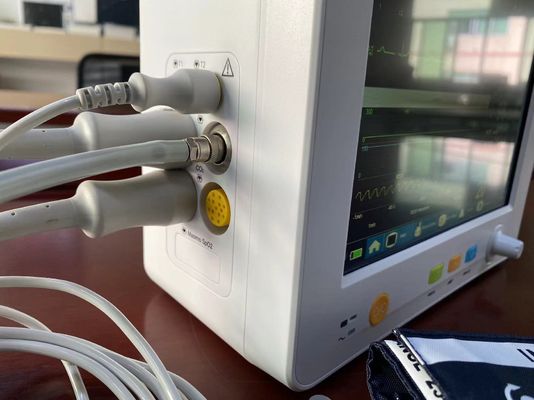 EtCO2 ECG SPO2 NIBPの臨時雇用者のために高精度な携帯用8.4インチ多変数忍耐強いモニター