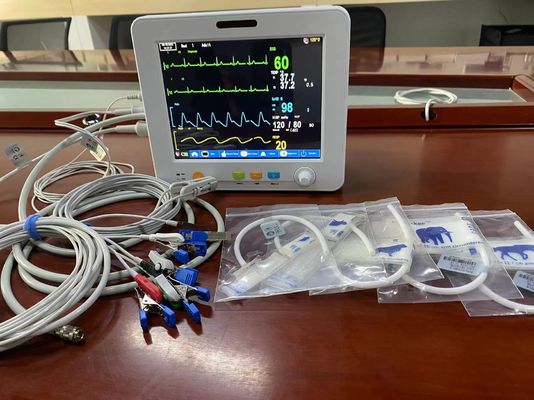 EtCO2 ECG SPO2 NIBPおよび臨時雇用者の測定を用いる携帯用獣医の徴候のモニター