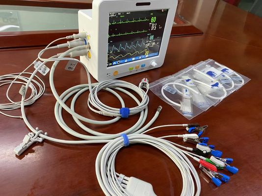 ECG SPO2 NIBPの臨時雇用者の測定を用いるTFT LCDスクリーンの携帯用獣医の忍耐強いモニター
