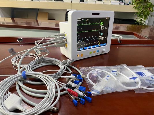 携帯用獣医の忍耐強いモニターEtCO2 ECG SPO2 NIBPの臨時雇用者のための8.4インチのの高さの正確さ